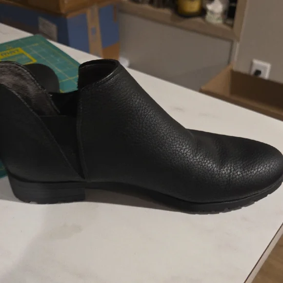 Dr. Scholl's Black Leather Ankle Booties - Picture 9 of 12